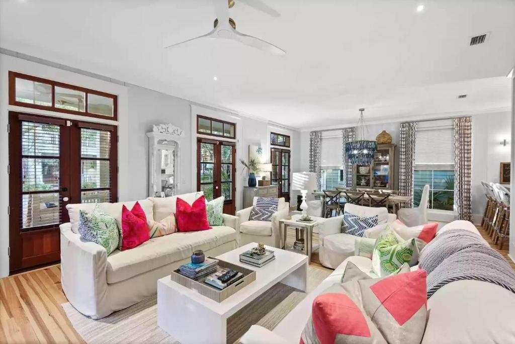 Southern Charm, Santa Rosa Beach