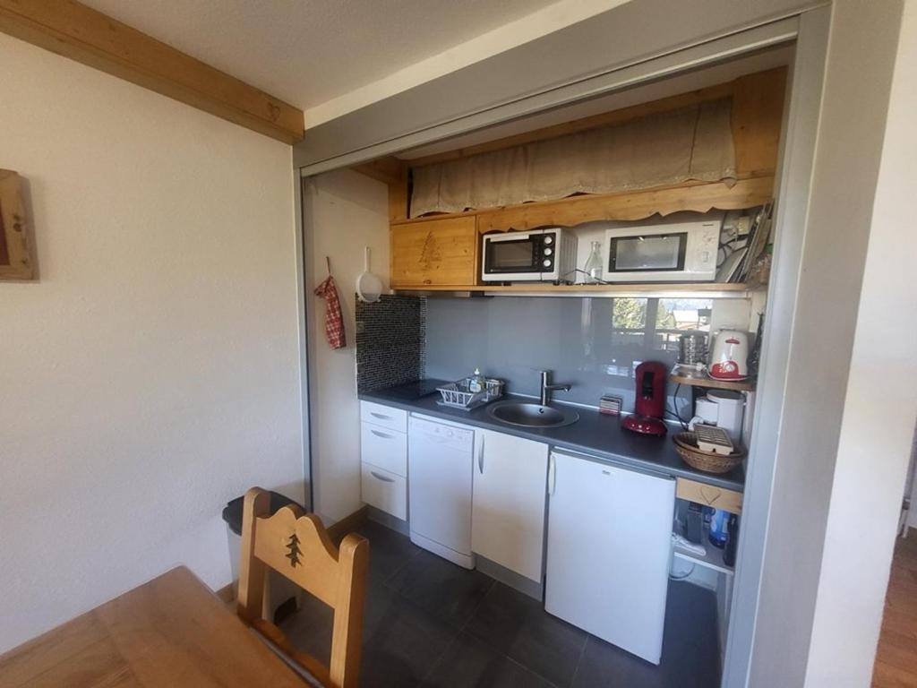 Appartement 2 pièces avec parking, balcon, proche des pistes - Montgenèvre - FR-1-266-205 - 4