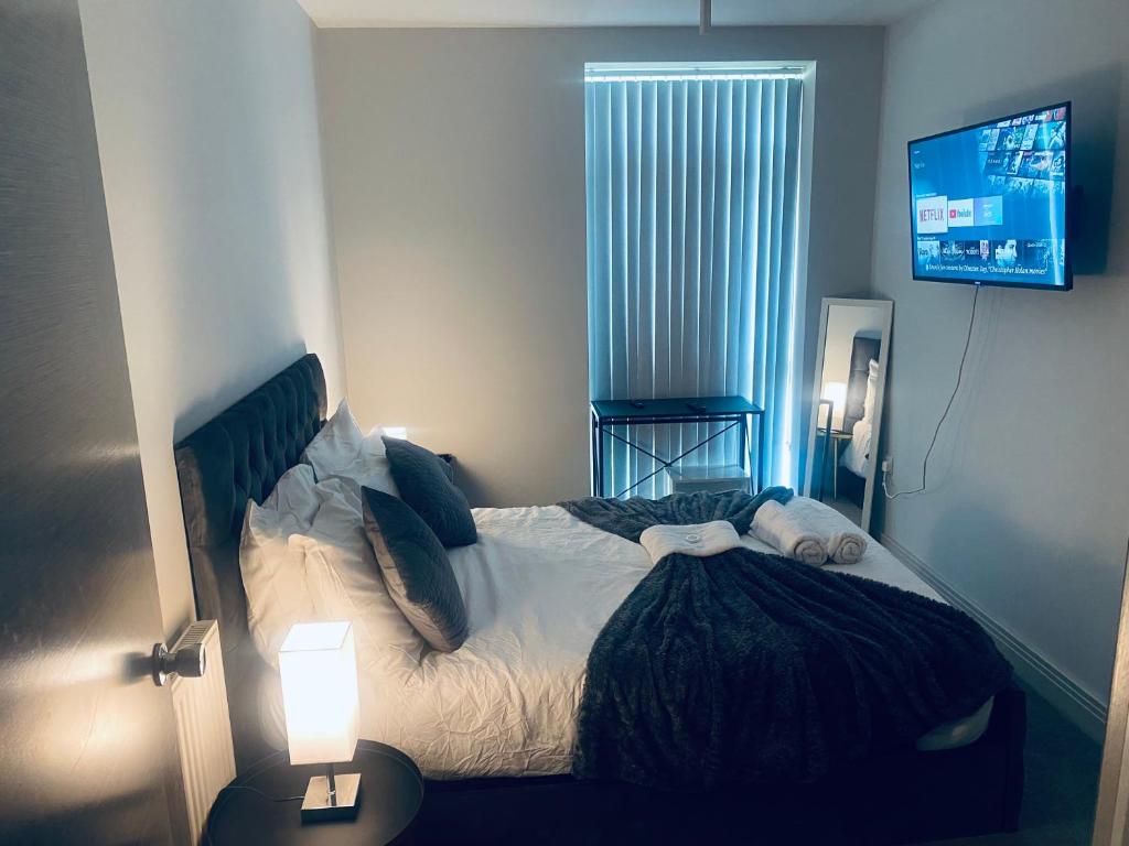 Nice Double Room with private Bathroom, Barking