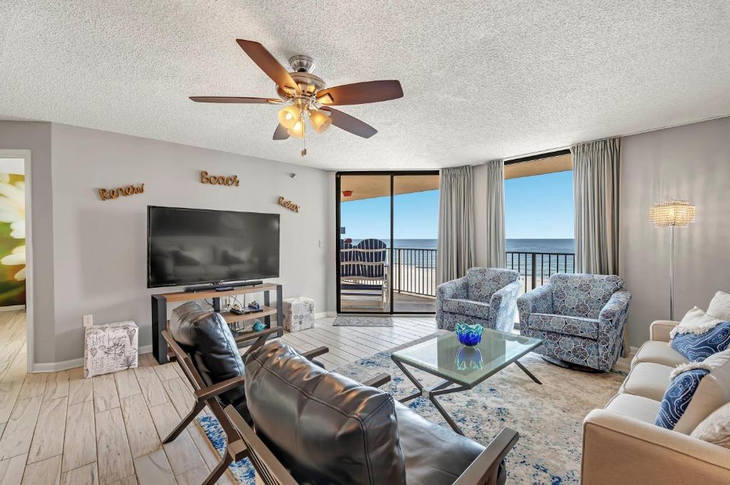 Phoenix East 806, Orange Beach