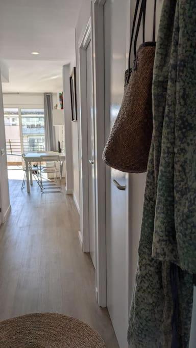 Cozy, sunny and close to the beach - 2