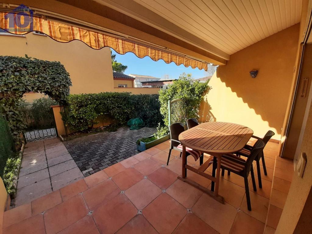 Valras-Plage: Pavillon 6 pers, Piscine, Parking privé - FR-1-781-66 - 2