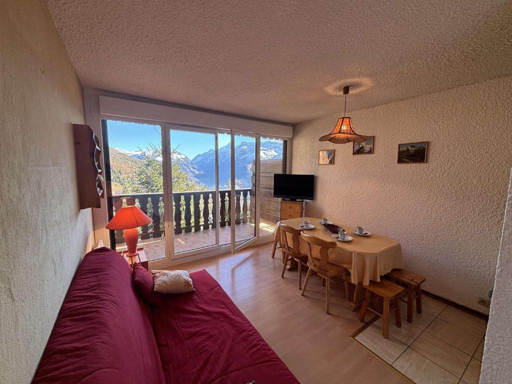 Studio cabine au pied des pistes avec balcon et parking gratuit - 1