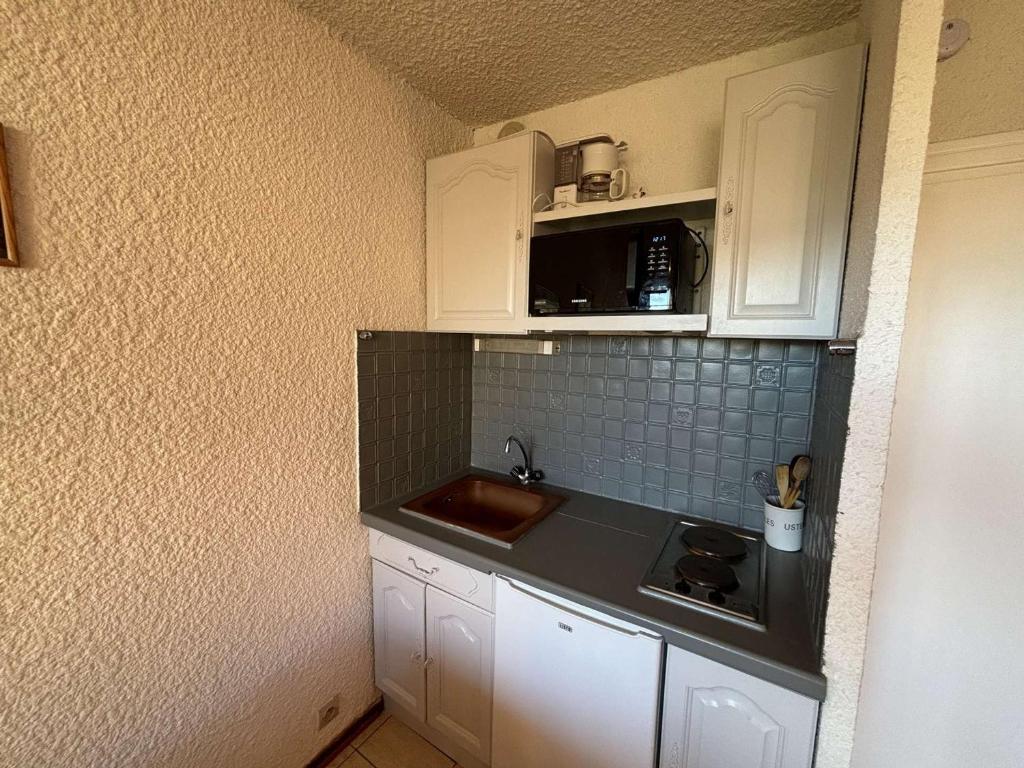 Studio cabine au pied des pistes avec balcon et parking gratuit - 5