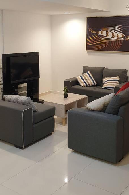 Fahrenheit, Stay in the Heart of KL, 15 pax, Kuala Lumpur