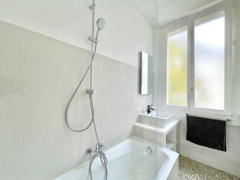 Charming Apartment, Paris Centre - 4