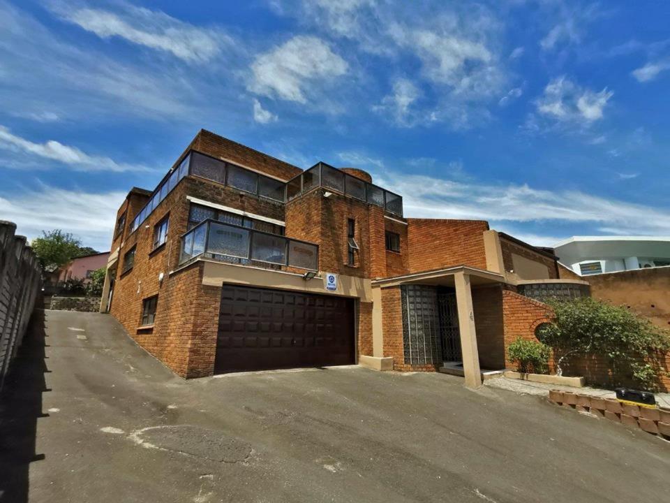 Mafuleka Residence, Durban