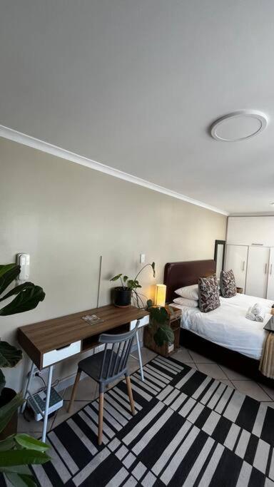 Cosy Central Apartment - By ARPA Hospitalities, Stellenbosch