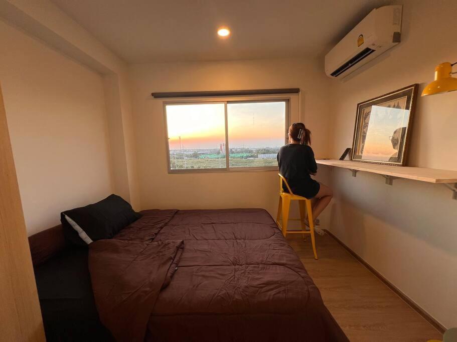 Triple Cats Condo, Samutprakarn