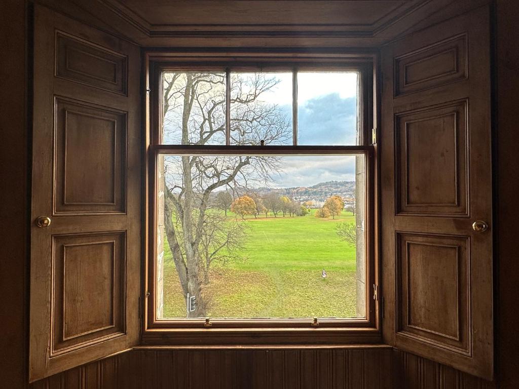 Georgian Park View Apartment, Perth