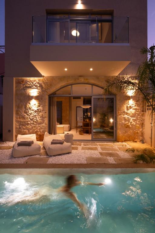 Once Upon a Home, Chania