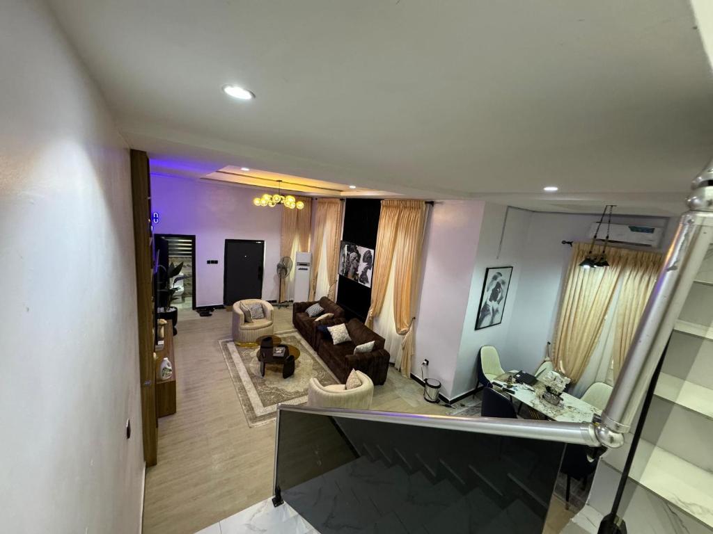 Jibams Apartment Two, Lekki