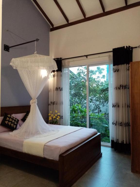 2. Kelaniya..