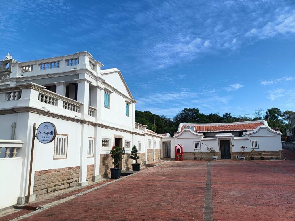 BOOK >> 八八金歐王金城洋樓古厝民宿in Kinmen Islands, Taiwan