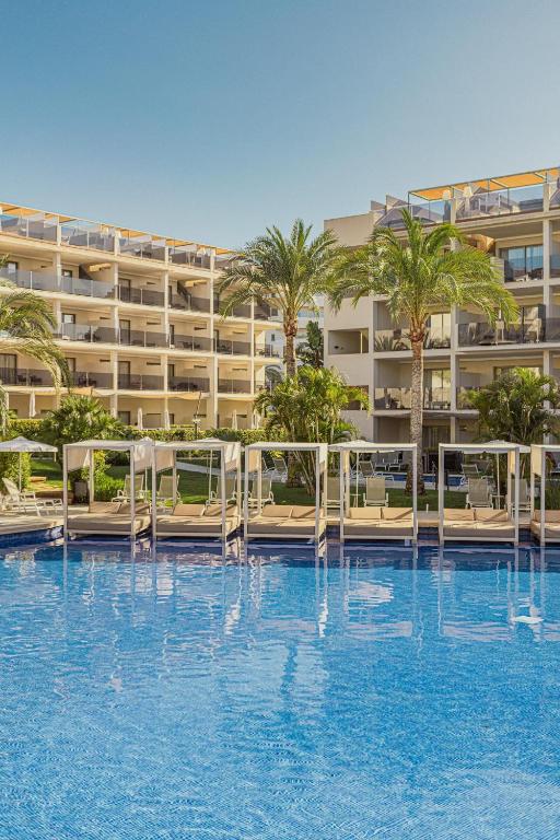 Zafiro Palace Palmanova — Palma Nova, Balearic Islands