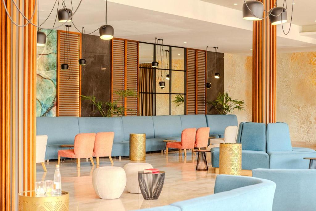 Zafiro Palace Palmanova — Palma Nova, Balearic Islands