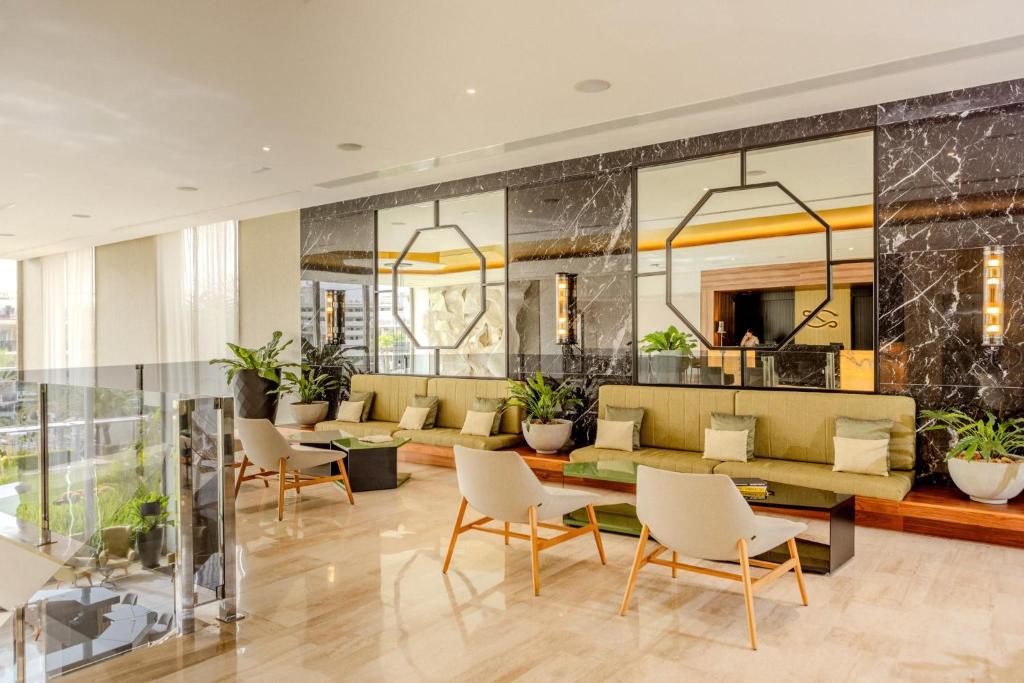 Zafiro Palace Palmanova — Palma Nova, Balearic Islands
