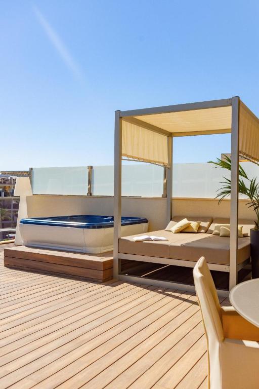 Zafiro Palace Palmanova — Palma Nova, Balearic Islands