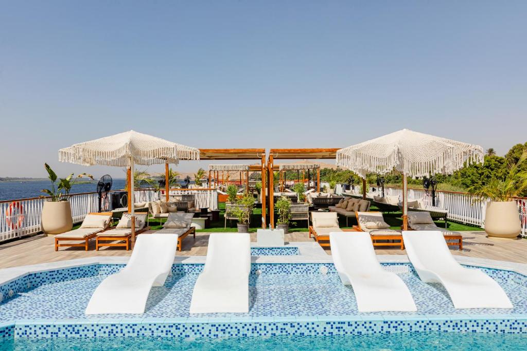 Tamr Nile Cruise - 04 Nights Every Monday from Luxor - 03 Nights Every Friday from Aswan, Luxor