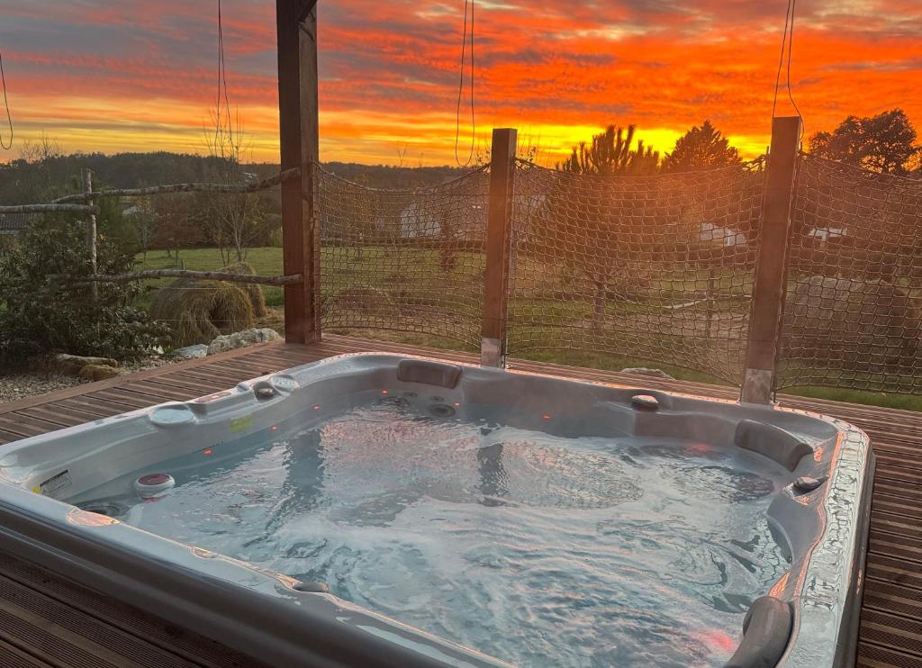 ÔTroisChênes - Gîte au calme avec spa privatif, Saint-Astier