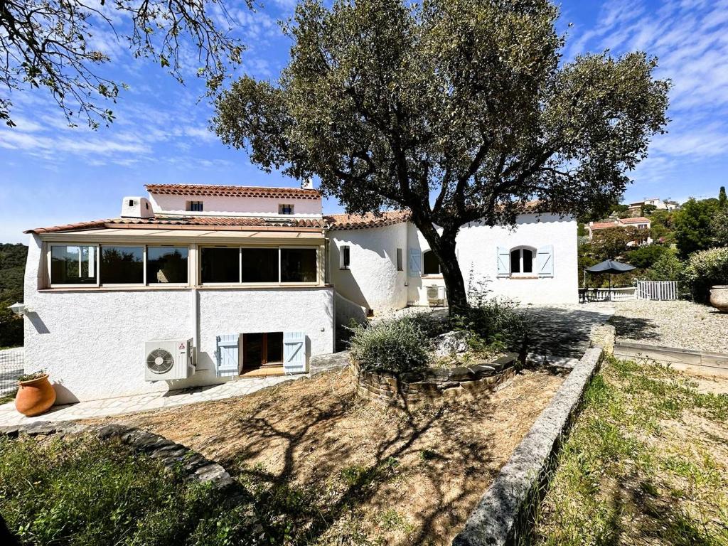 Villa Cigalou pour 8 personnes avec piscine chauffée et petite vue mer au domaine de Valcros à La Londe les Maures - 5