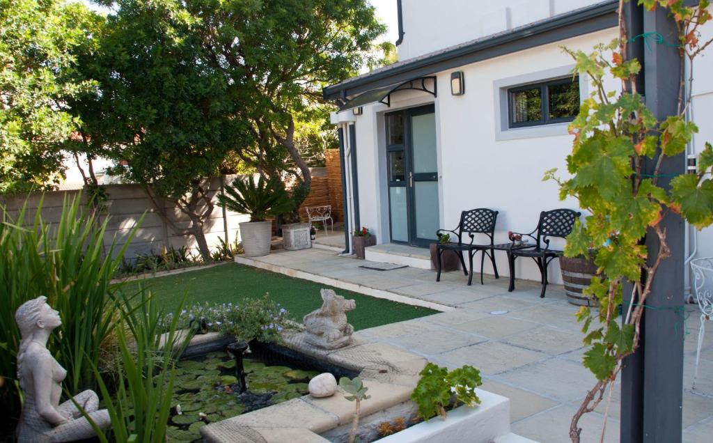 Somersby Place, Hout Bay