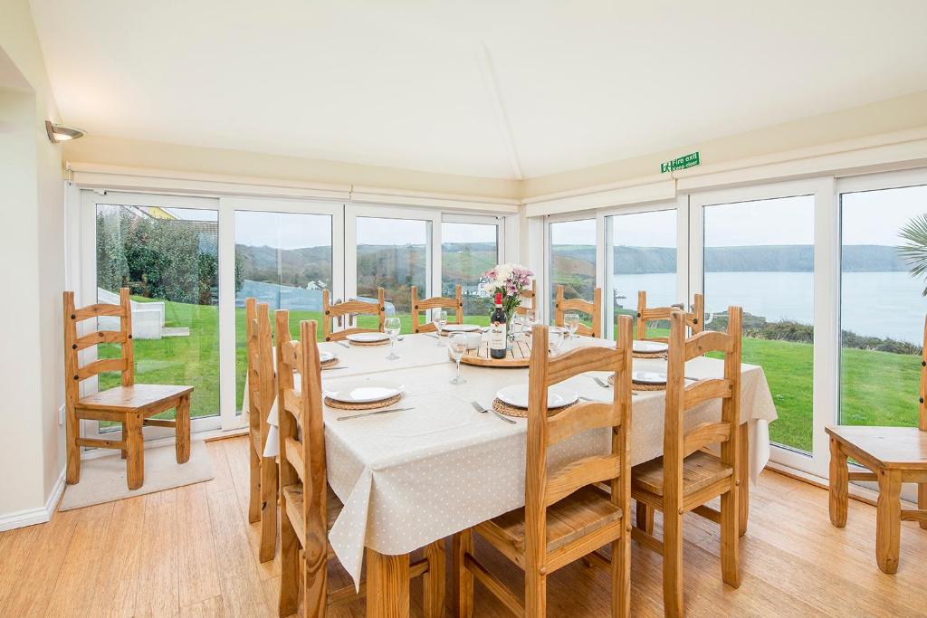 Atlantic Sunset, Little Haven