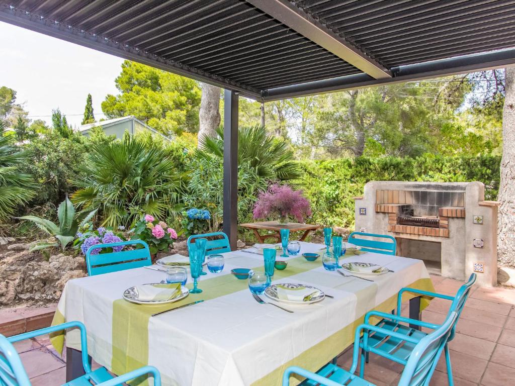 Villa Platja Calafato by Interhome - 3
