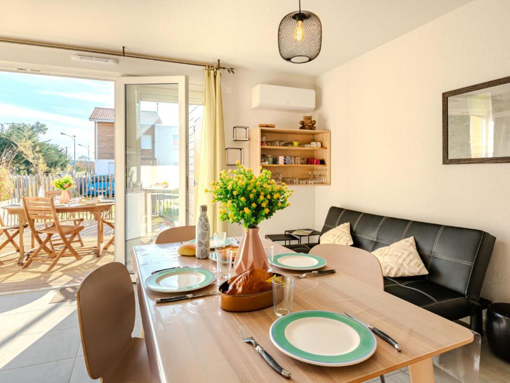Apartment Soleil couchant by Interhome - 2