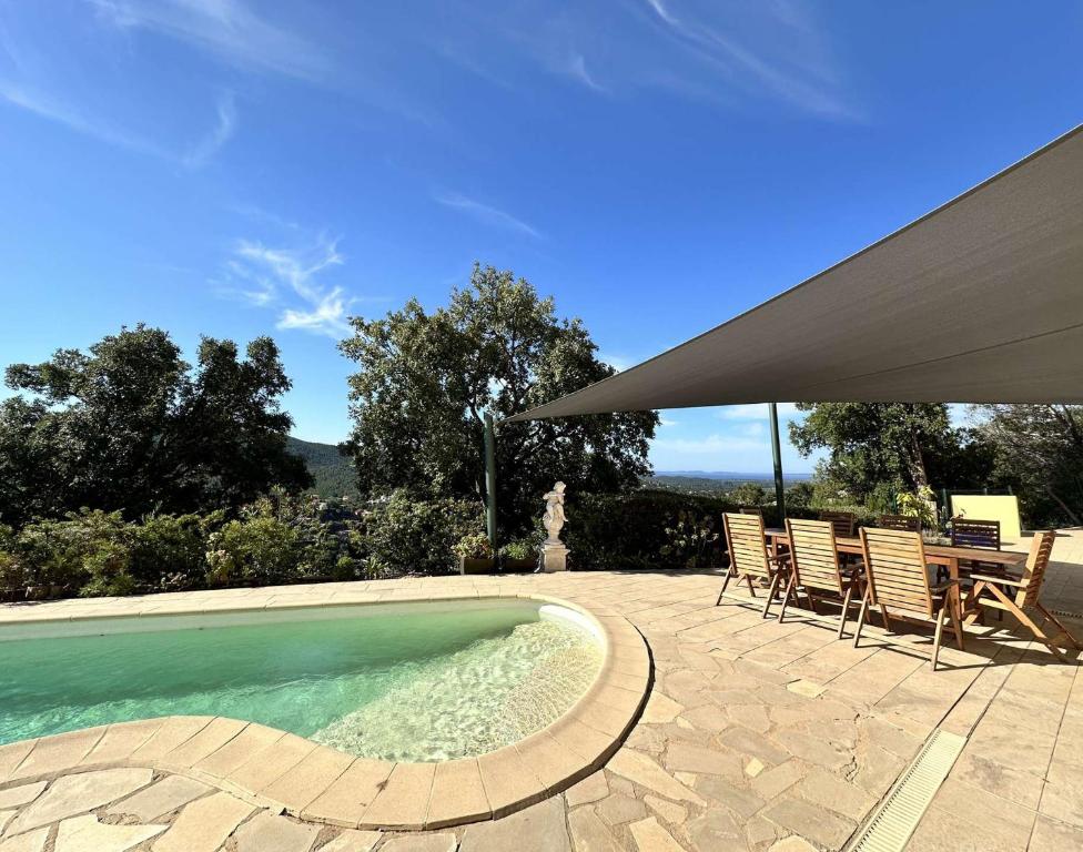 Villa Myosotis pour 8 personnes avec piscine chauffée et vue mer à La Londe-Les-Maures - 4