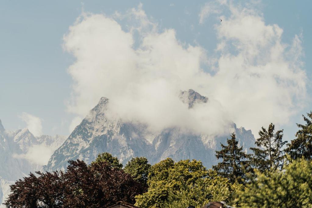 Staudacherhof in Garmisch-Partenkirchen I Blick aufs Zugspitzmassiv I einzigartige Bayurvida Küche - 5