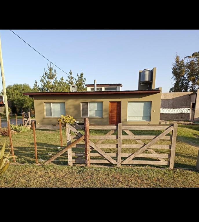 Casa zona parque playa Necochea - 2