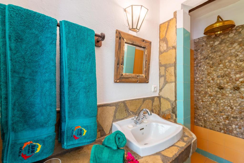 Mombasa Diani Marine Divers Village Additional