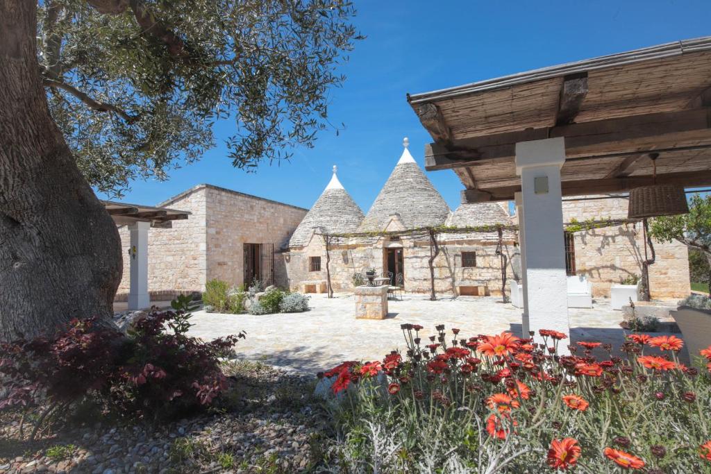 TD Trulli di Montaltino with Stunning Huge Pool - 1