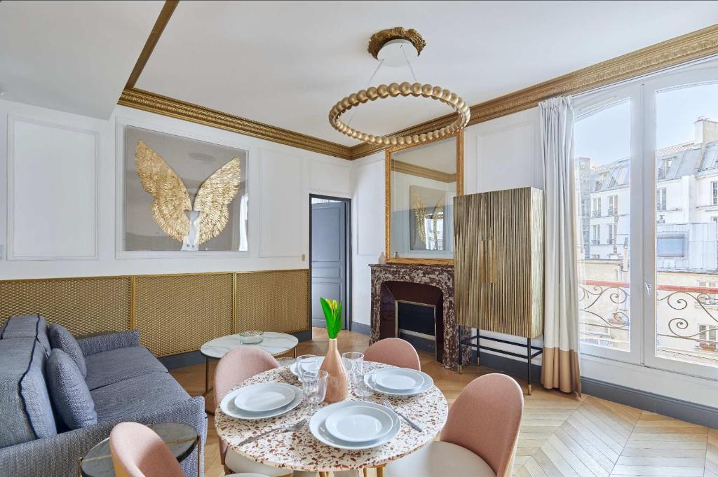 Appartements Champs Elysées - Avenue Montaigne by Studio Prestige - 1