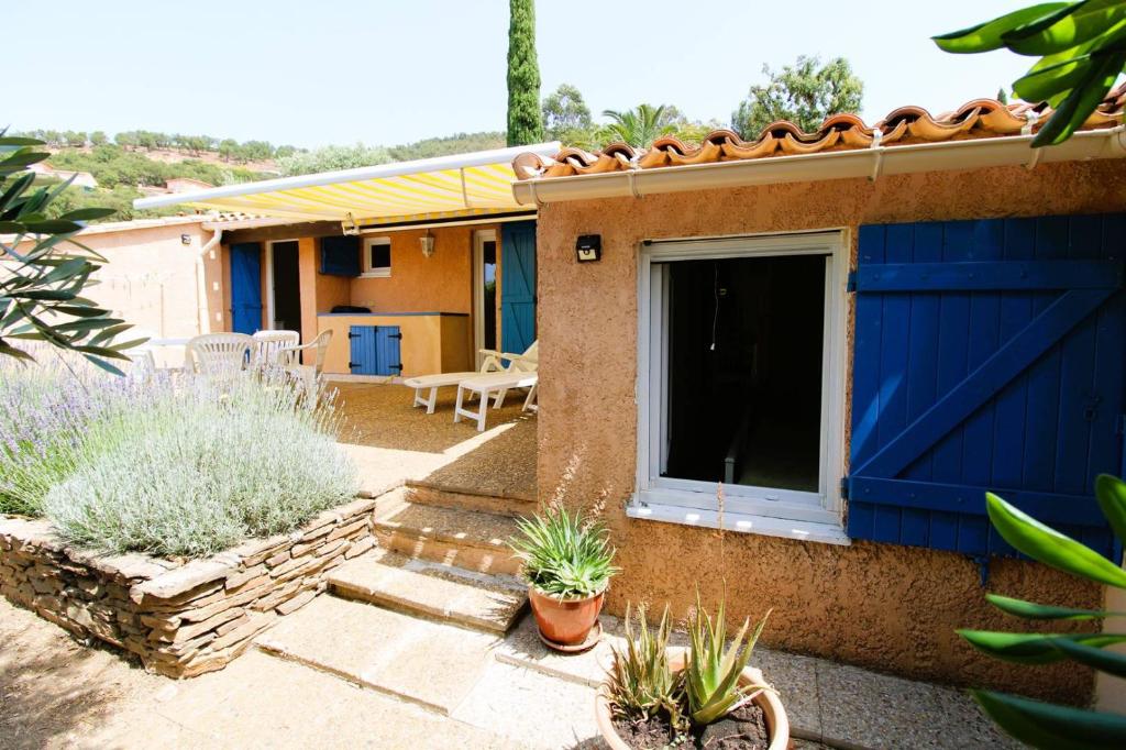 Mazet Mireille climatisé pour 4 personnes avec tennis et piscine à La Londes-Les-Maures - 1