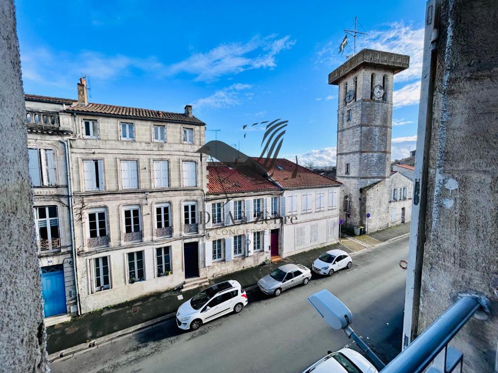 L'Albatros - Situé en plein coeur de ville, Rochefort