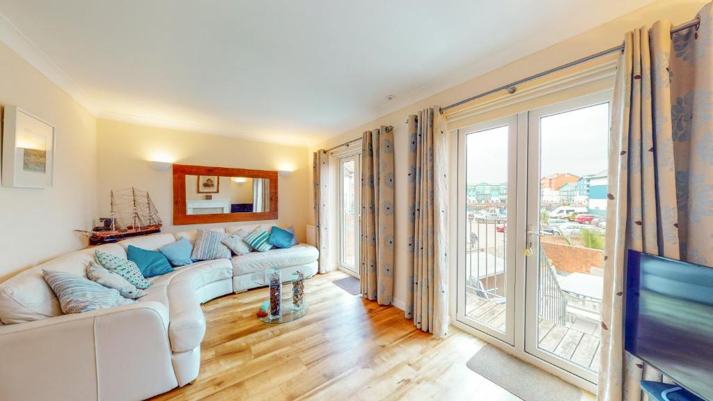 Harbour Lights, Exmouth