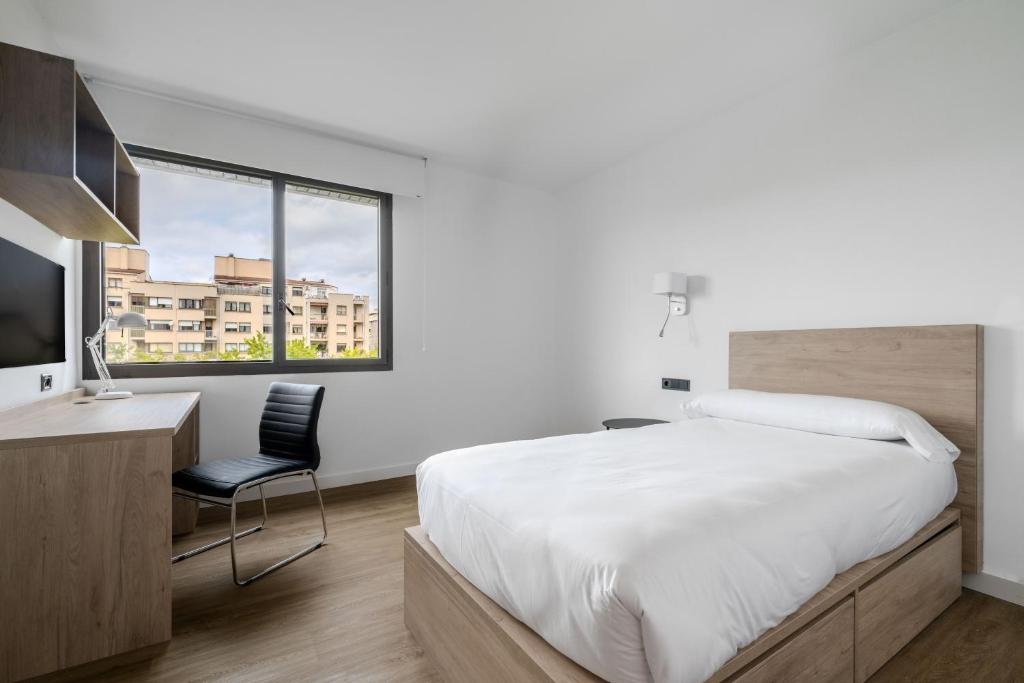Micampus Pamplona Student Residence - 4