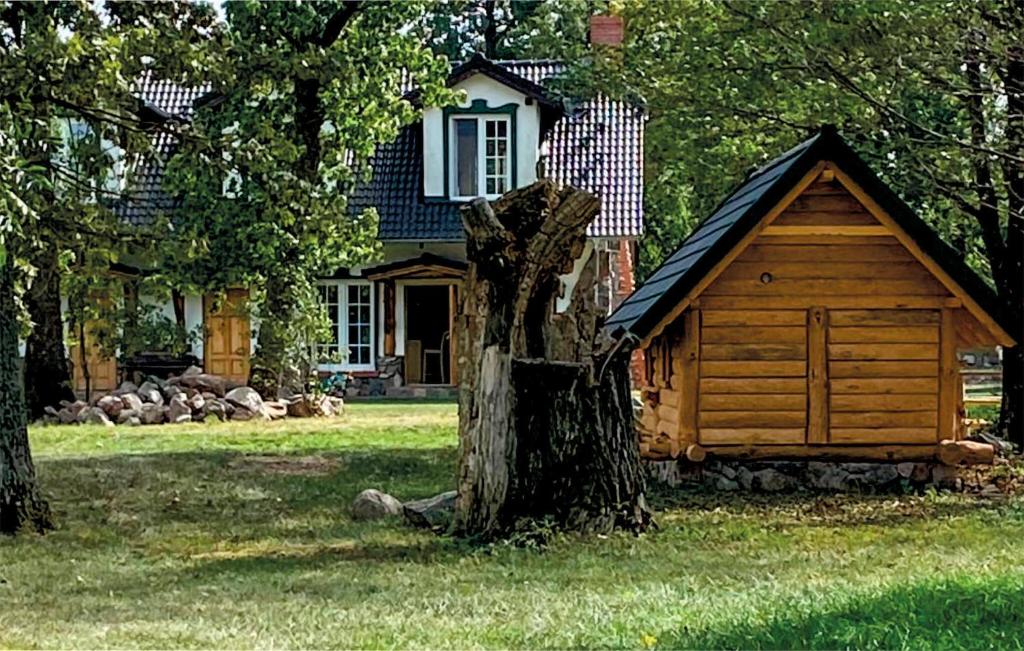 5 Bedroom Pet Friendly Home In Srokowo, Srokowo