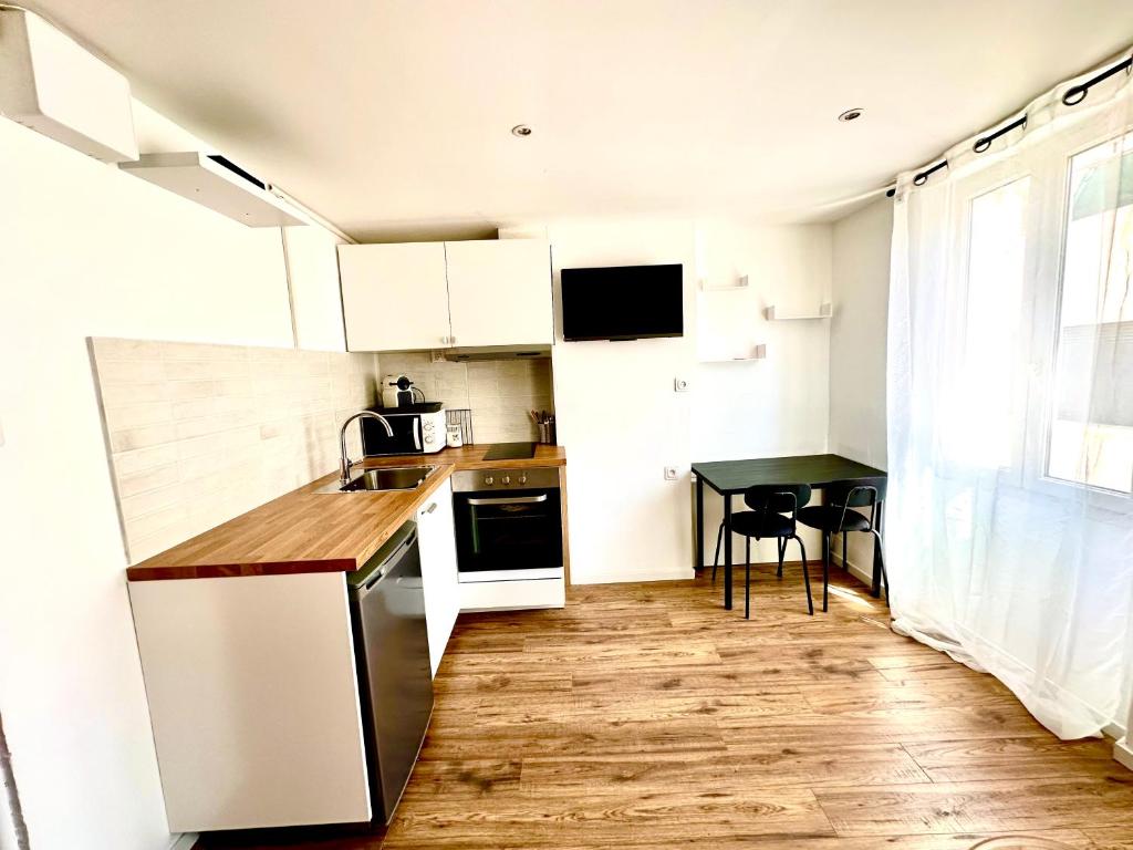 Appartement Emplacement Central - Proche Gare - 5