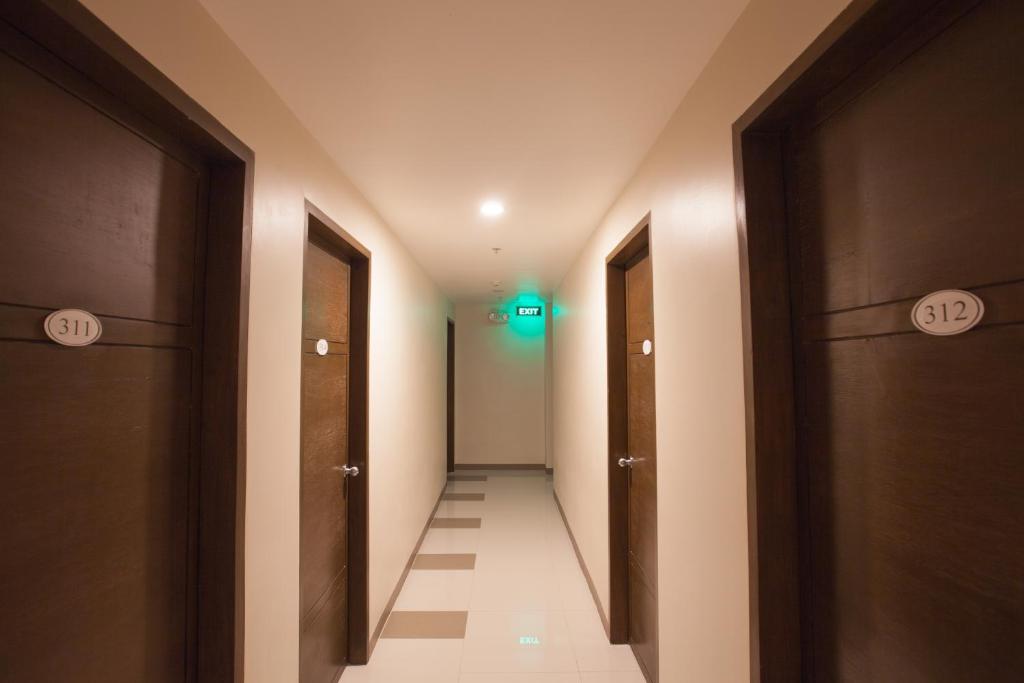 Emerald Suites CDO