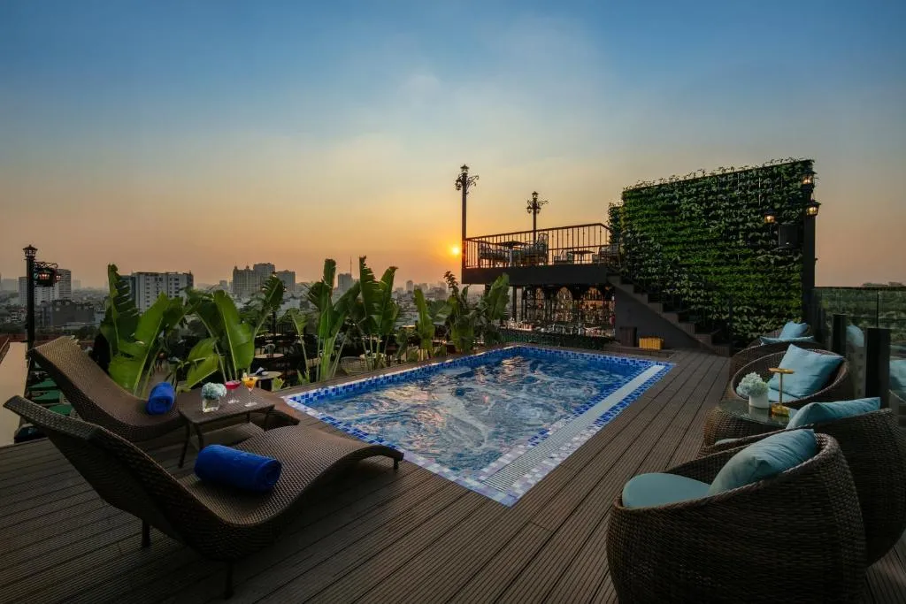 MAY DE VILLE Corner Hotel, hotel in Hanoi