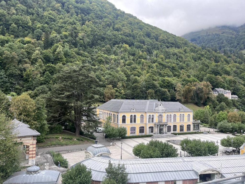 Cauterets : Appartement T2 Central, 4-5 pers - FR-1-812-67 - 3