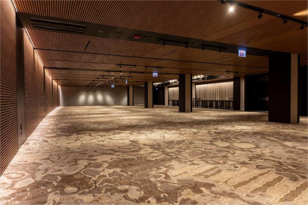 غرفة الاجتماعات/الاحتفالات