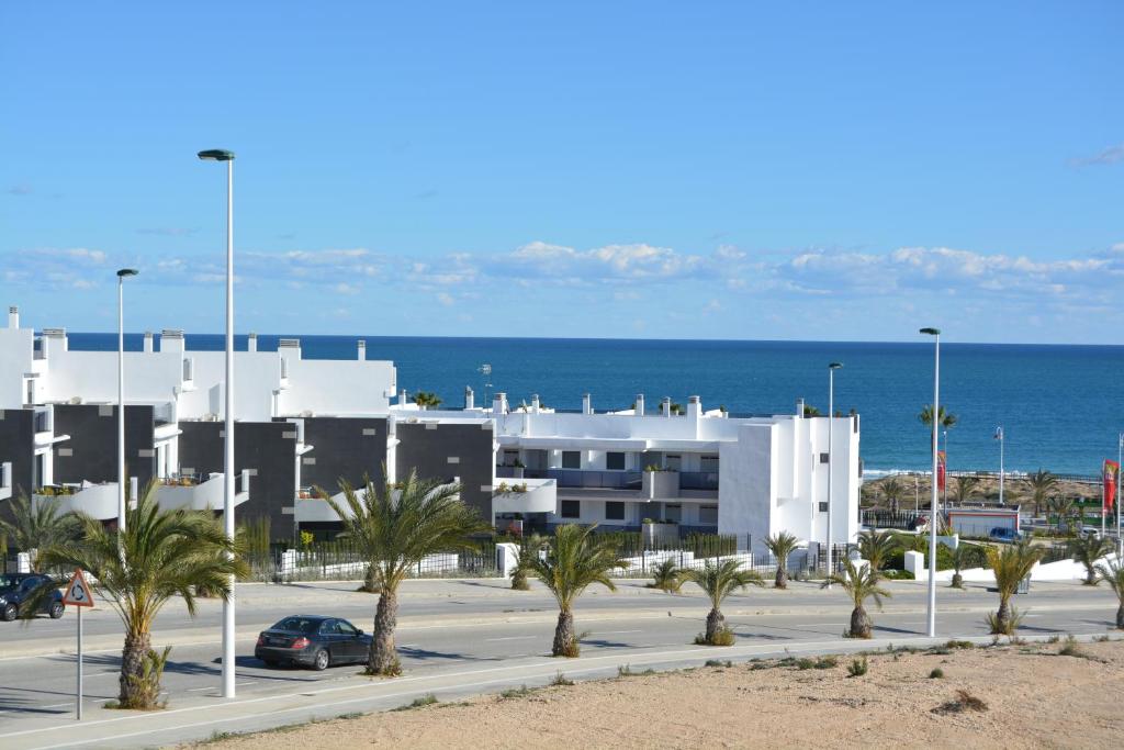 ROMERO APARTMENTS-ARENALES DEL SOL - 1