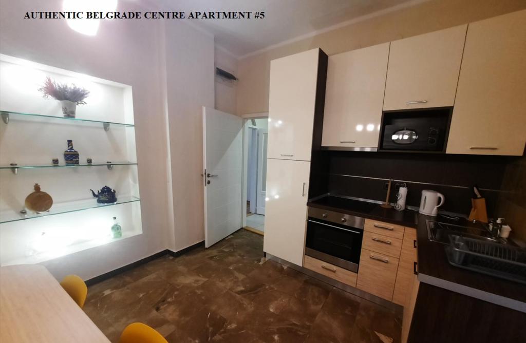 Authentic Belgrade Centre Apartment #5, Four bedrooms, One Full Bathroom, One Toilet - 5