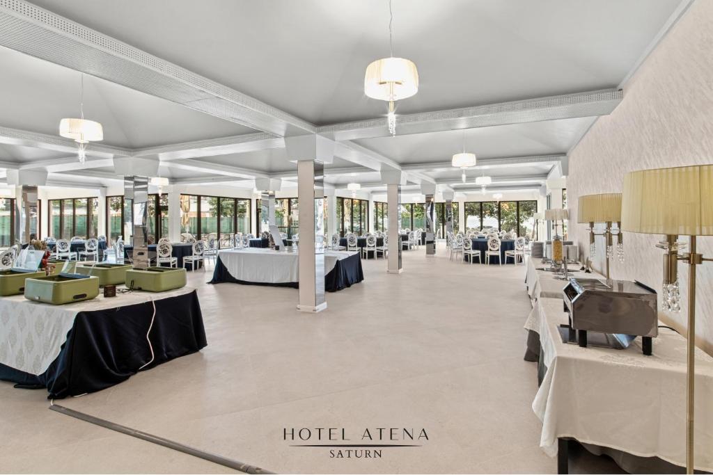 Hotel Atena Saturn レストラン
