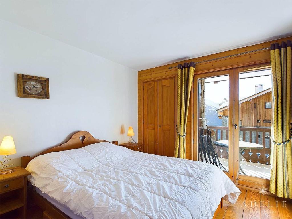 Appartement 3 pièces Sud avec balcon, parking et proche pistes et commerces - FR-1-398-571 - 4