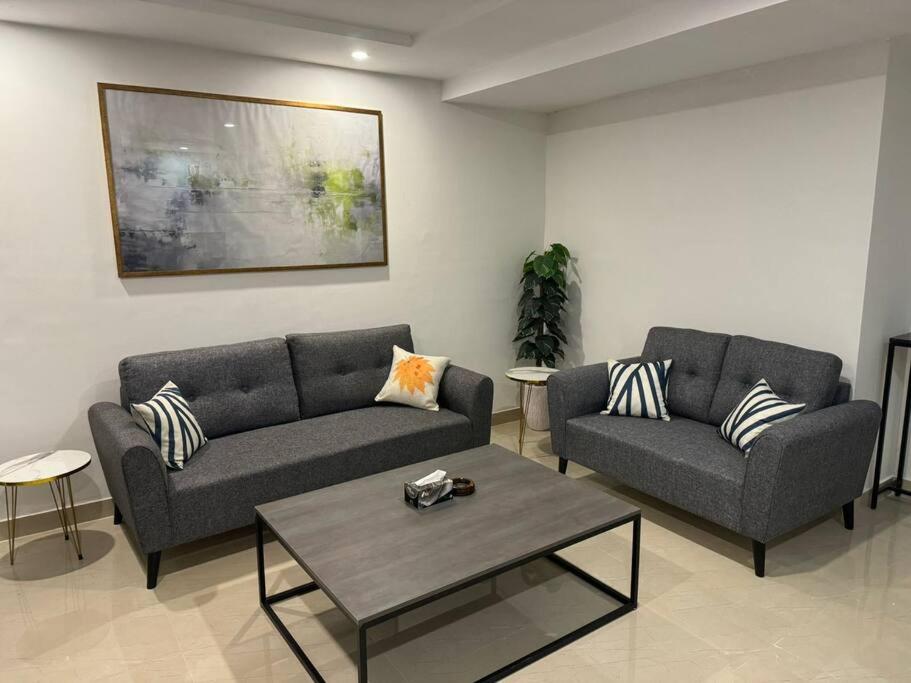 Spacious 1 BHK Apartment, Islámábád